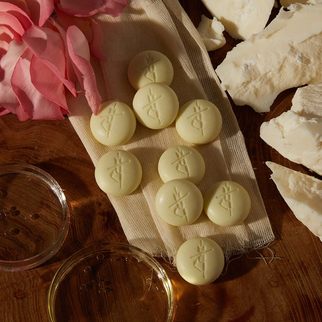 Daily Pebble Bath & Shower Oil - Image 3